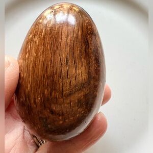 Wooden egg